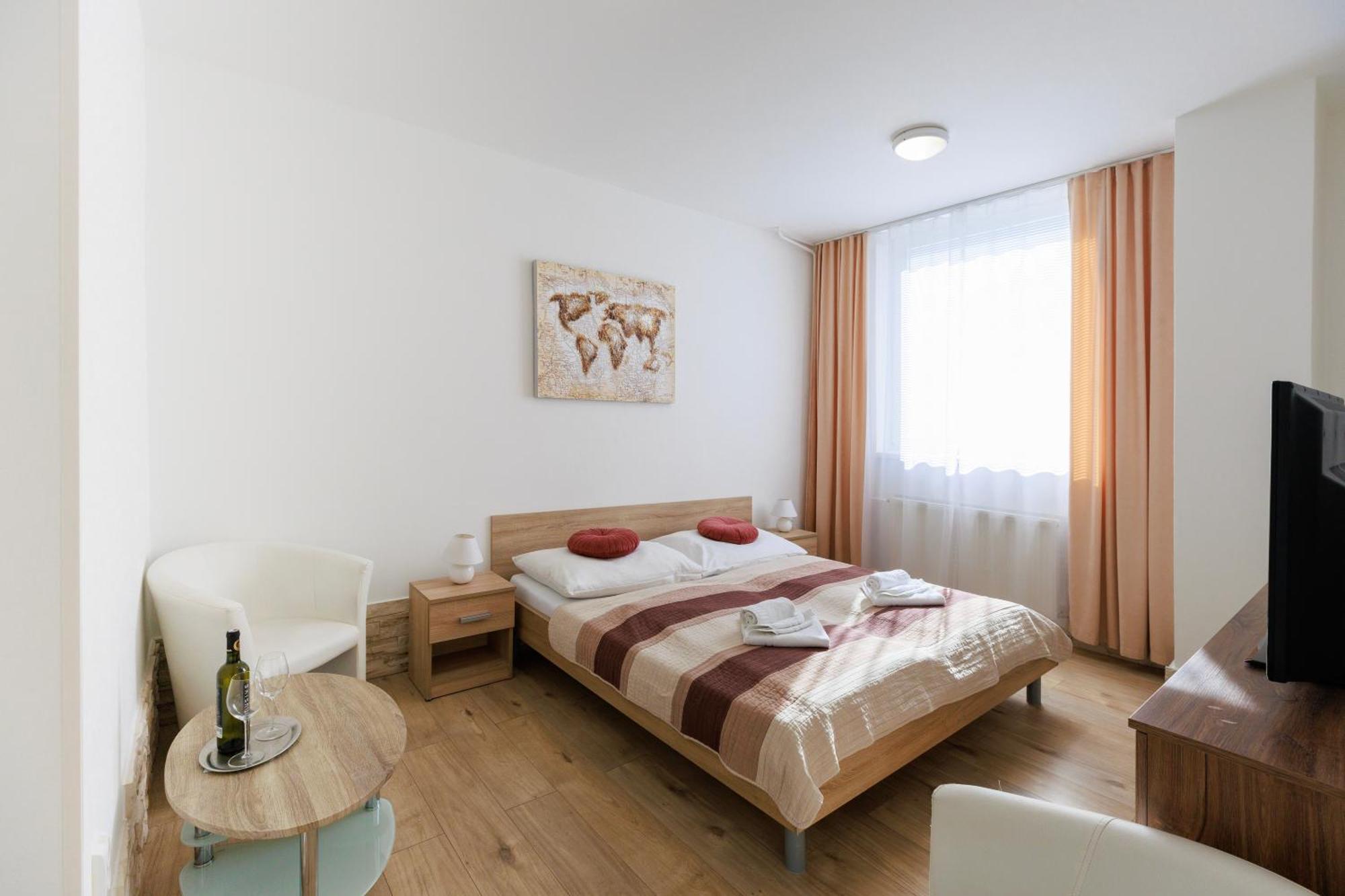Agro Complex Apartments Nitra Extérieur photo