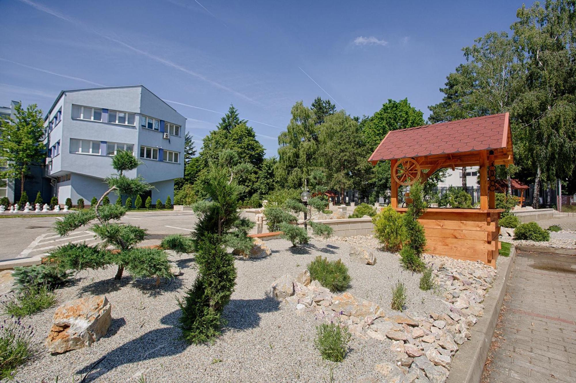Agro Complex Apartments Nitra Extérieur photo
