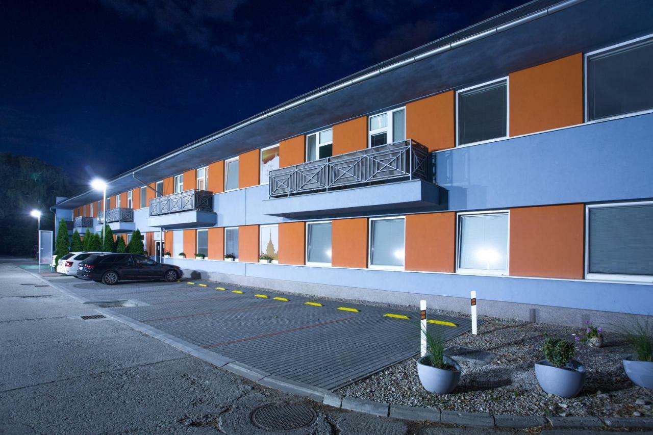 Agro Complex Apartments Nitra Extérieur photo